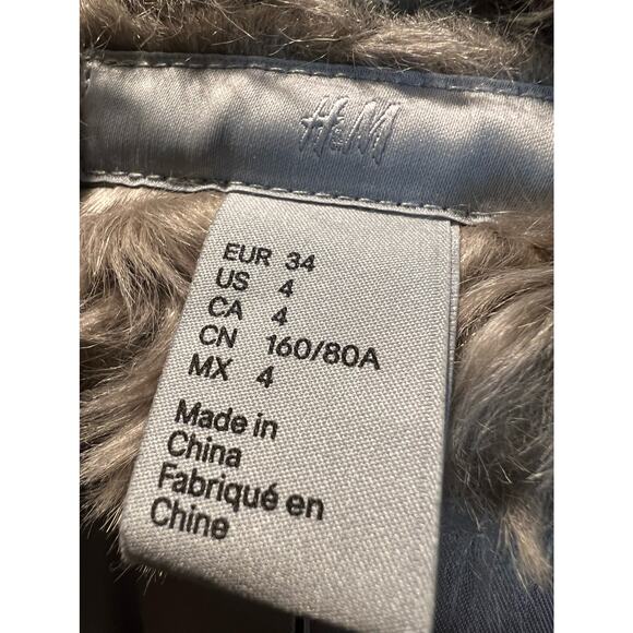 H&M Faux Fur Long Coat Womens Size 4 Beige Open Front Jacket - Picture 3 of 4